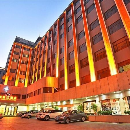 V8 Hotel Train Station Guangzhou Exterior photo