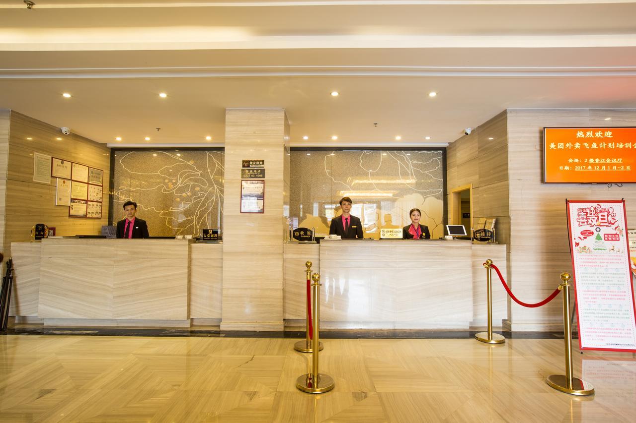 V8 Hotel Train Station Guangzhou Exterior photo