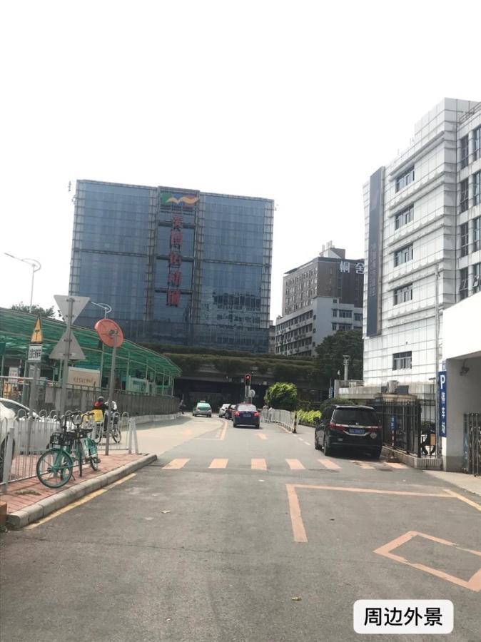 V8 Hotel Train Station Guangzhou Exterior photo